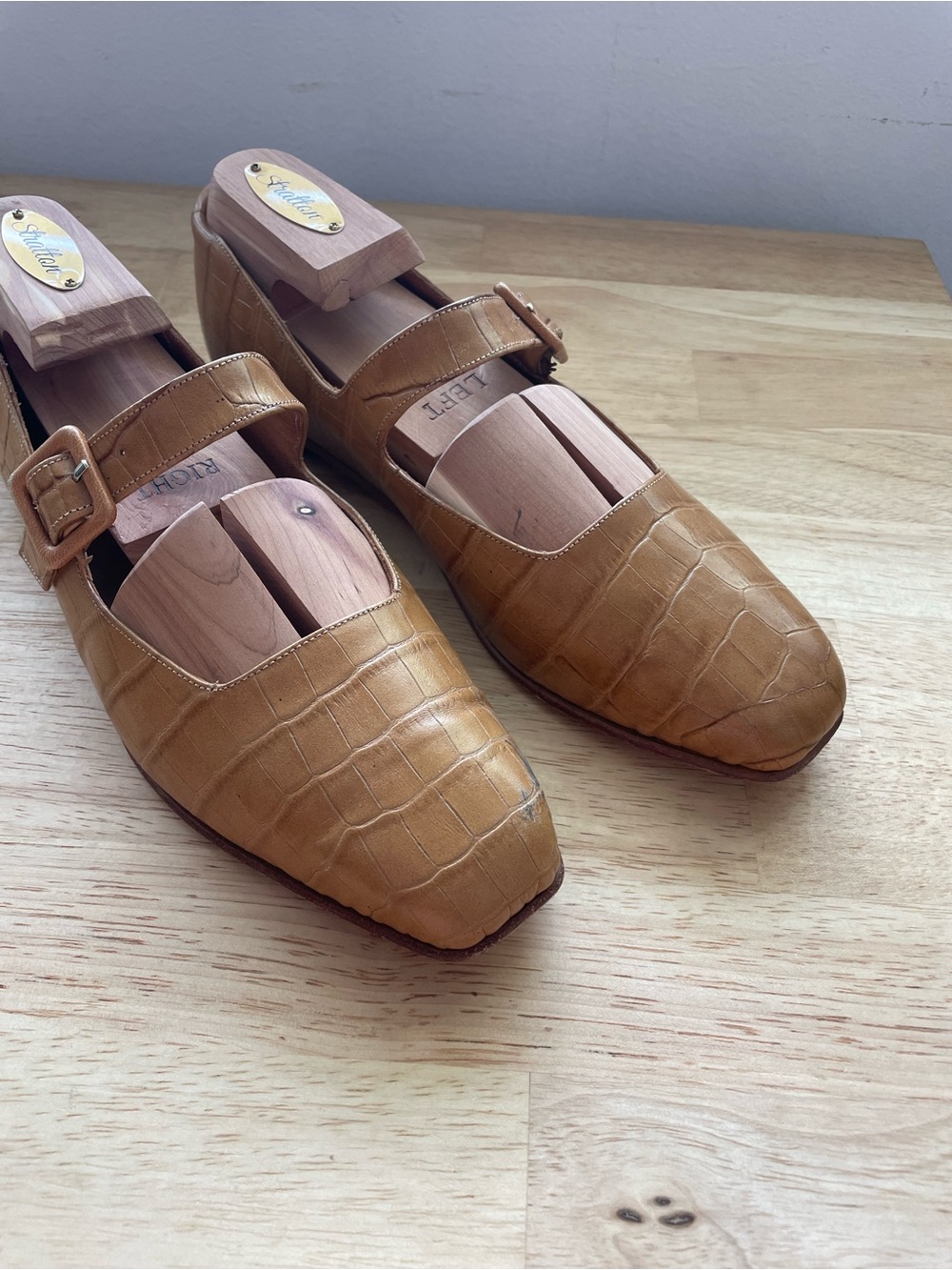 Zou Xou Limited Edition Croc-Embossed Mary Jane Loafers Croco Miel Sz 9